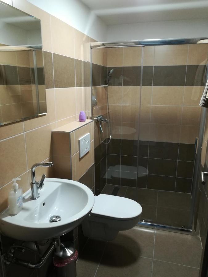 Penzion Šápara Velké Bílovice Exterior foto